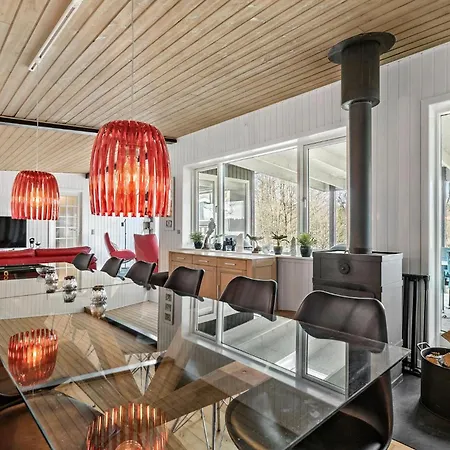 4 Bedroom Amazing In Ans By Prázdninový dům *