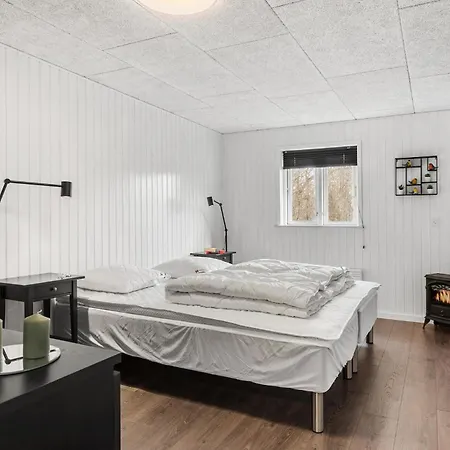 4 Bedroom Amazing In Ans By