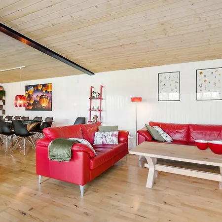 4 Bedroom Amazing In Ans By